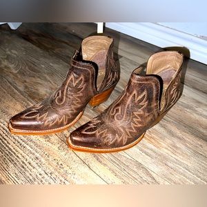 Ariat Booties, 8B, Brown, Leather